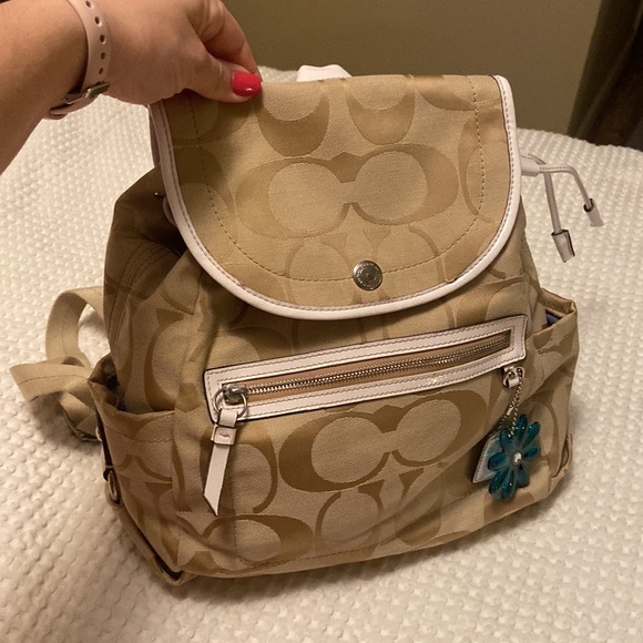 Tan Coach backpack - Picture 2 of 5